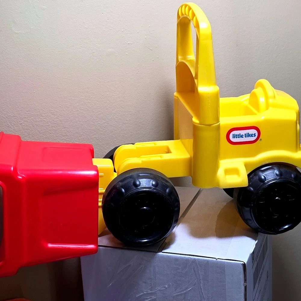 Little Tikes Classic Yellow and Red Plastic Dump Truck Toy with Tilting Bed